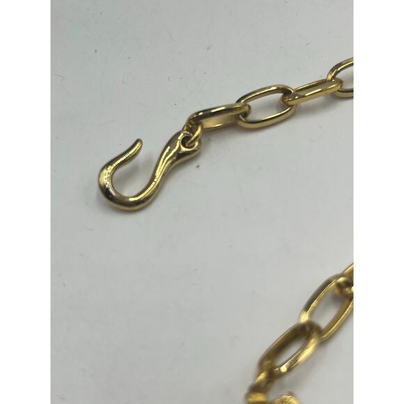 Vintage Mid Century Modern
Goldtone Black Enamel Cleopatra
Collar Necklace - Picture 8 of 16